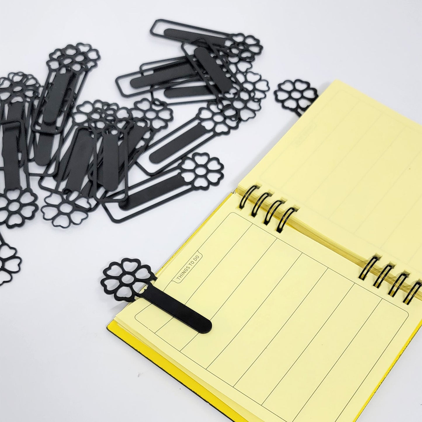 Flower Design Bookmark Clip