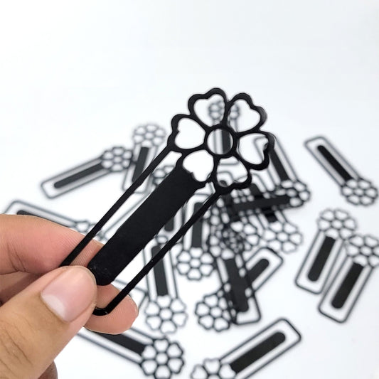 Flower Design Bookmark Clip